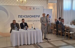Дијалог са сомборским пензионерима